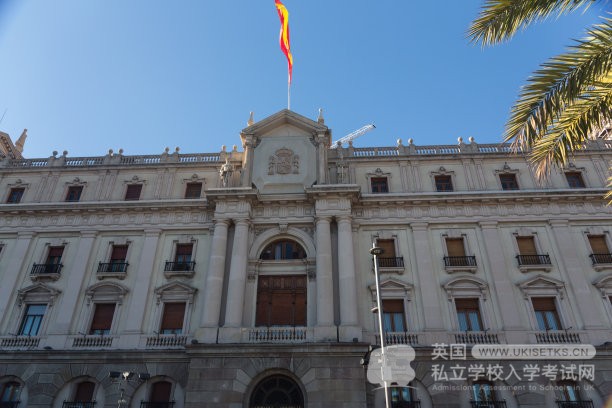 备考Ukiset阅读考试练习：校园浪费是极大的犯罪