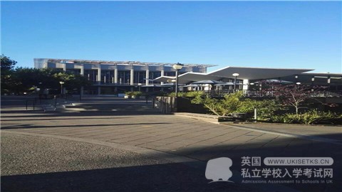UKiset语法高分攻略：非谓语动词用法比较