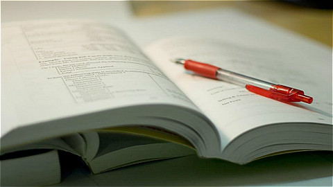 UKiset培训班：留学生在英国打工，一定要注意这些！