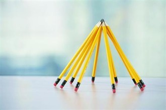 UKiset作文范文思路：自信的重要性