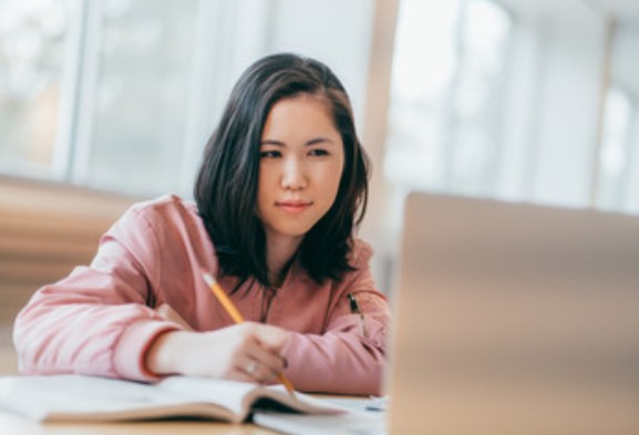 英国UKiset认可私校安妮女王学校