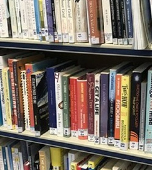ukiset双语阅读：哪些事在英国可以做，在美国不能?